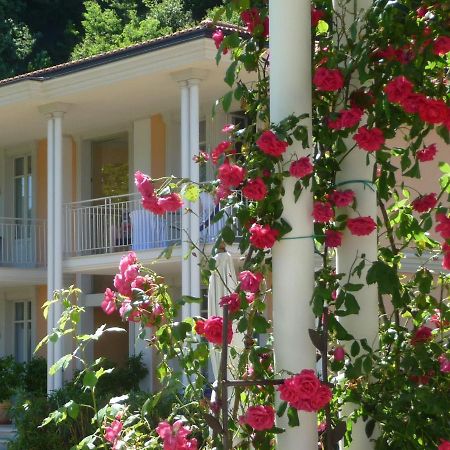 Ville Lago Lugano Porto Ceresio Bagian luar foto