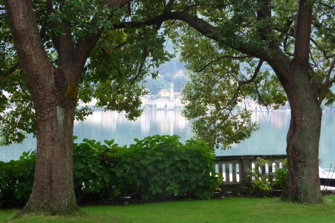 Ville Lago Lugano Porto Ceresio Bagian luar foto