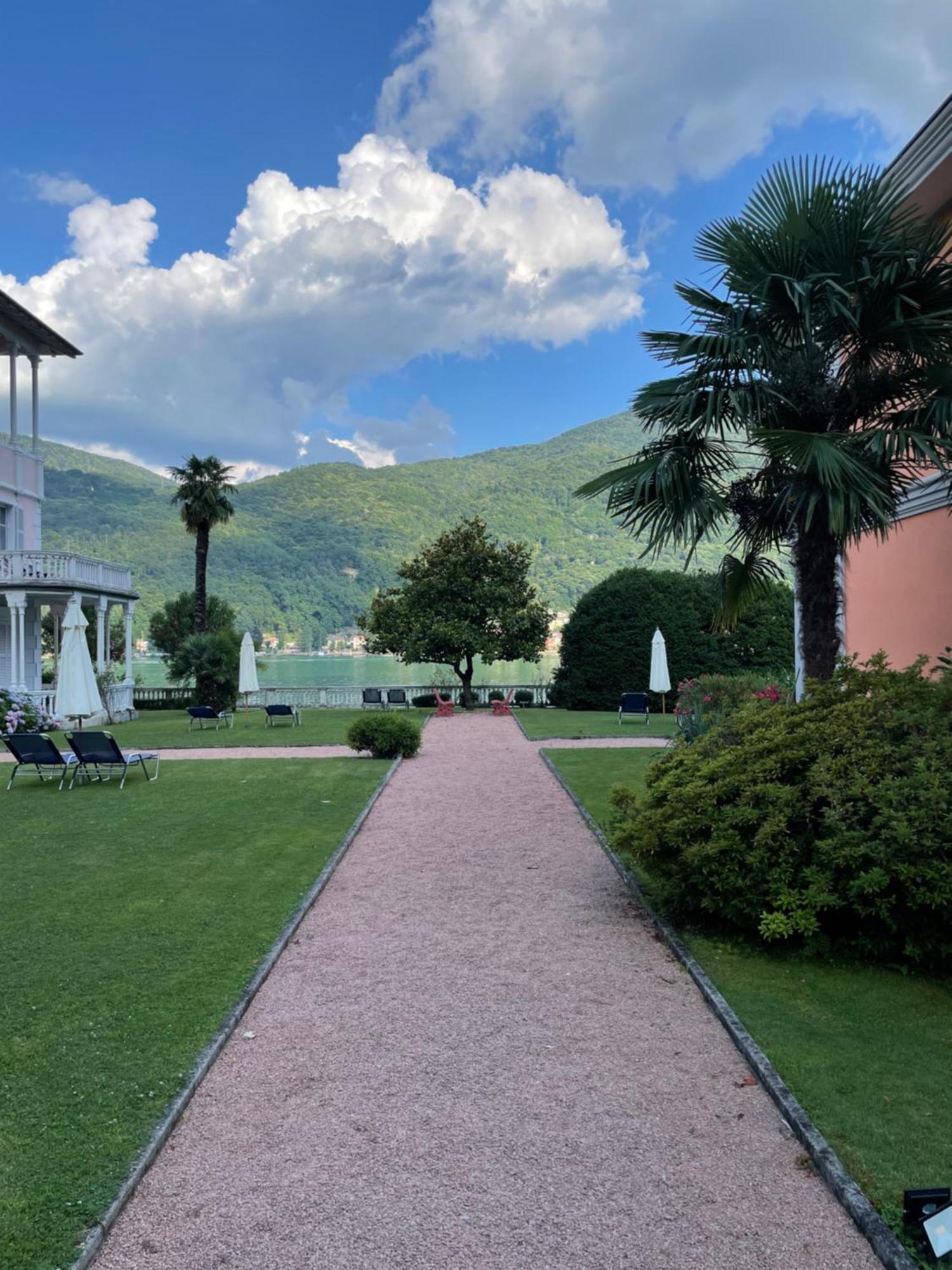 Ville Lago Lugano Porto Ceresio Bagian luar foto